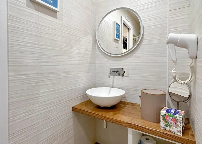 Maremo - In Frühstückspension 4*