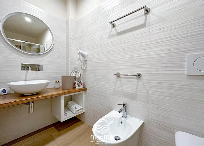 Maremò - In Alojamento de Acomodação e Pequeno-almoço Tropea